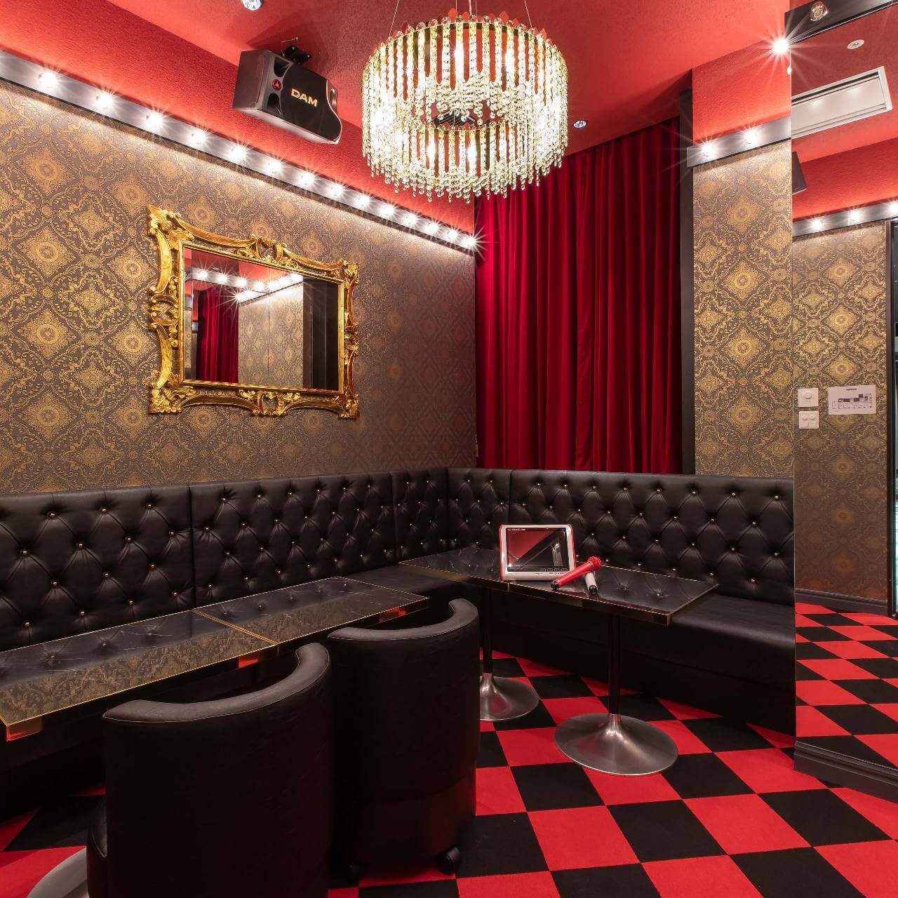 カラオケ個室のコンセプト その２ 公式 Marunouchi Base 丸の内ベース 五感で感じるニューアメリカンダイナー